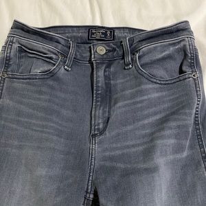 Abercrombie & Fitch Simone high rise ankle jeans